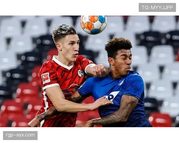 戴维斯德甲状态火热，持续亮眼表现助球队连胜