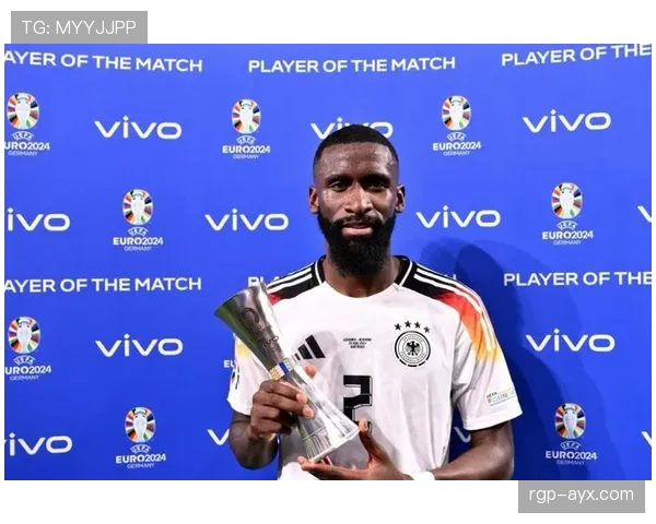 穆西亚拉点球命中率飙升，成球队关键得分手表现抢眼