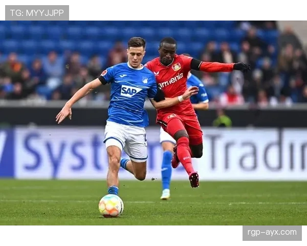 德甲保级白热化:关键抢分战成球队生死分水岭 德甲保级白热化:关键抢分战成球队生死分水岭